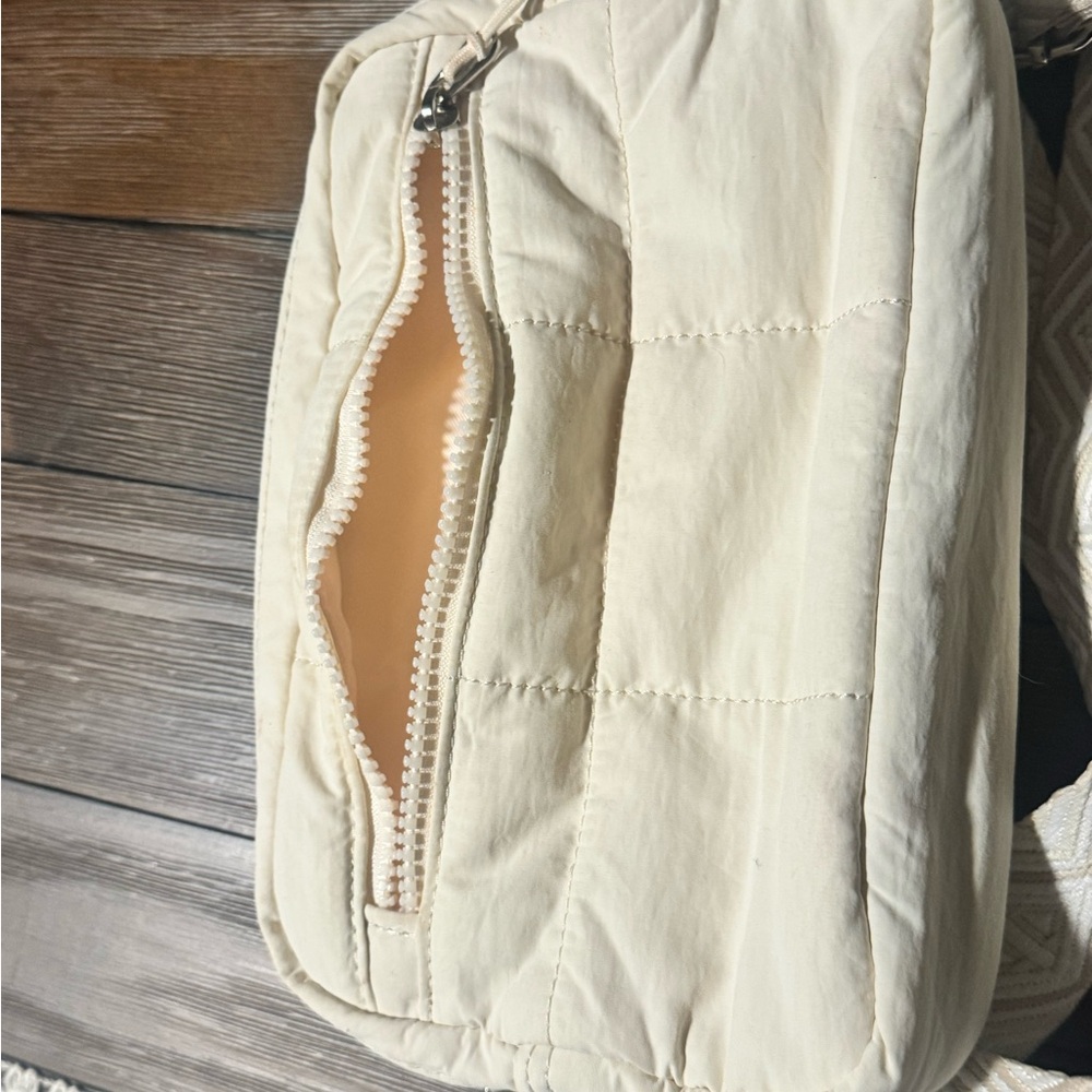 Telena Quilted Cream Crossbody w/ Pattern Strap — EUC - Picture 6 of 14